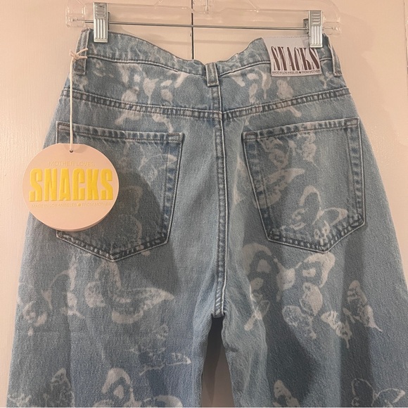 New MOTHER Butterfly Straight Jeans - Picture 11 of 13
